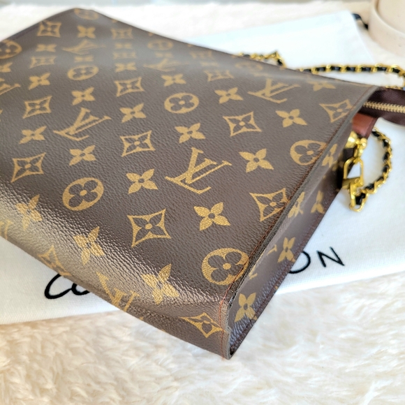 💕Beautiful Authentic Louis Vuitton Toiletry 26 Clutch/ Crossbody Monogram - Picture 12 of 16